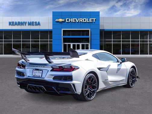 Blade Silver Metallic 2026 Chevrolet Corvette ZR1