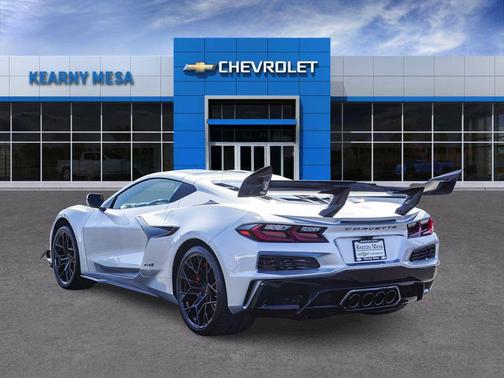 Blade Silver Metallic 2026 Chevrolet Corvette ZR1