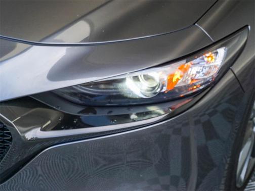 2023 Mazda Mazda3 FWD w/Preferred Package