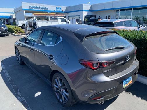 2023 Mazda Mazda3 FWD w/Preferred Package