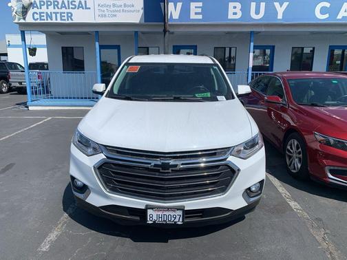 Summit White 2019 Chevrolet Traverse LT Cloth