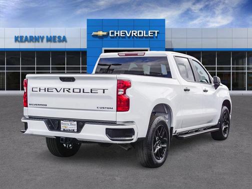 Summit White 2026 Chevrolet Silverado 1500 Custom