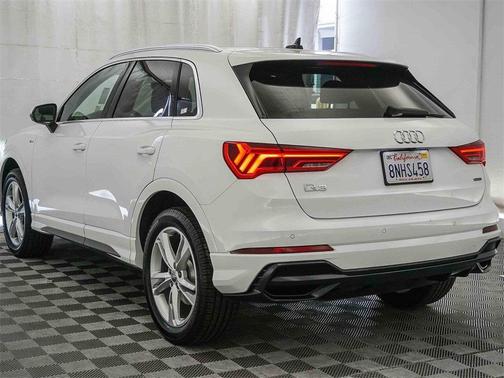 2020 Audi Q3 45 S line Premium