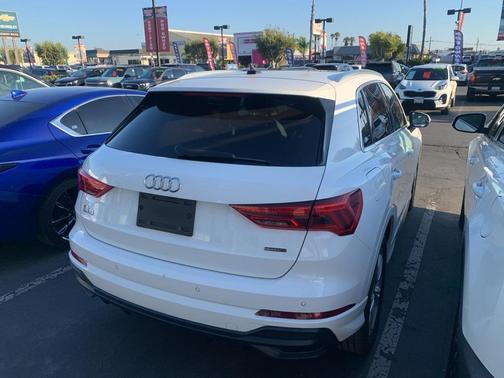2020 Audi Q3 45 S line Premium