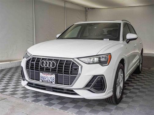 2020 Audi Q3 45 S line Premium