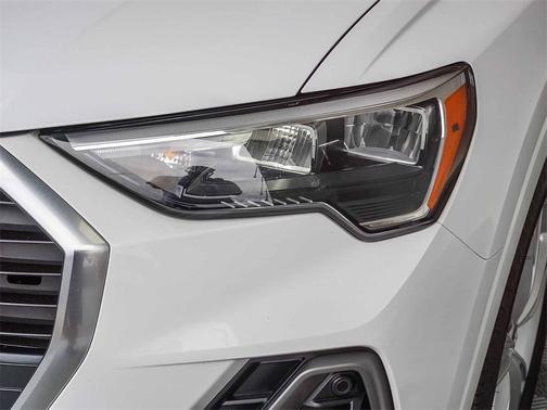 2020 Audi Q3 45 S line Premium