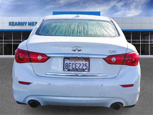 2016 INFINITI Q50 Hybrid Base