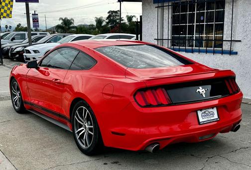 2015 Ford Mustang V6