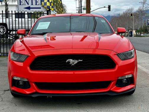 2015 Ford Mustang V6
