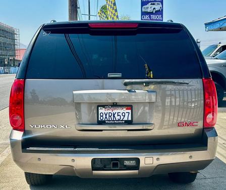 BROWN 2013 GMC Yukon XL 1500 SLE