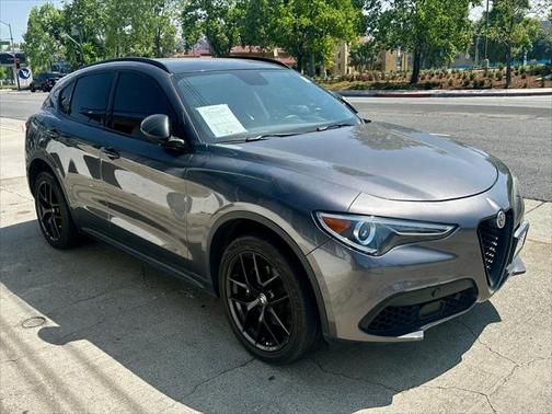 2019 Alfa Romeo Stelvio Sport