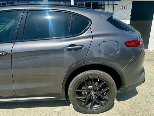 2019 Alfa Romeo Stelvio Sport