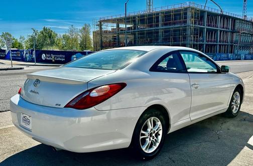 2005 Toyota Camry Solara SE
