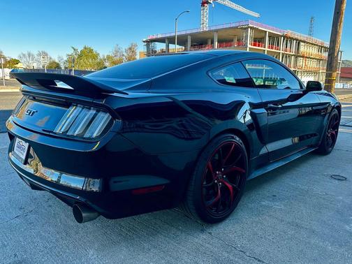 2017 Ford Mustang GT