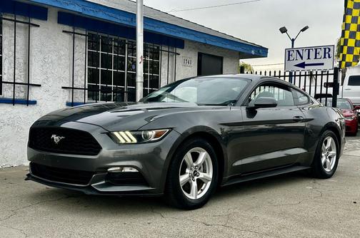 2016 Ford Mustang V6