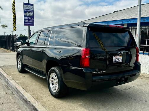 2016 Chevrolet Suburban LS