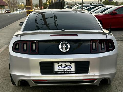 2013 Ford Mustang V6 Premium