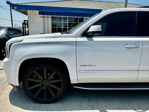 2017 GMC Yukon XL Denali