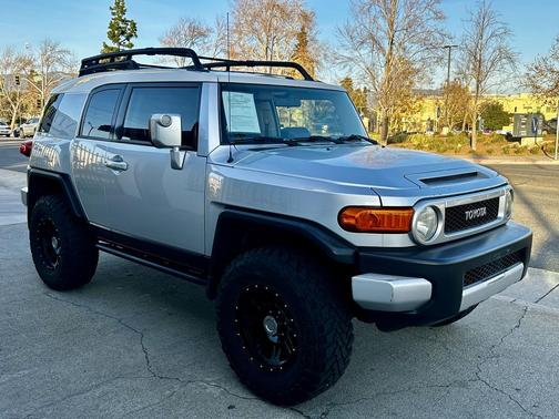 2007 Toyota FJ Cruiser Base