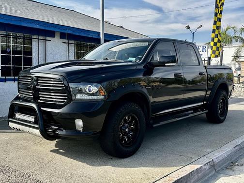 2016 RAM 1500 Sport