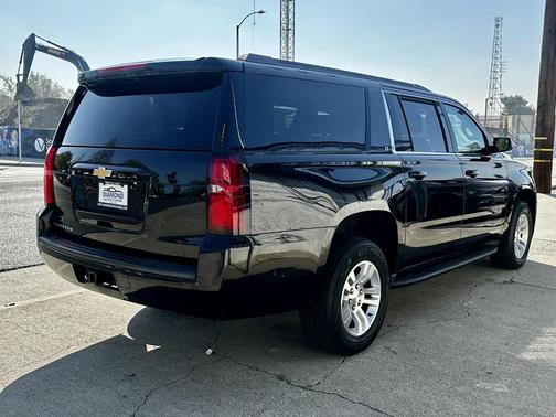 2019 Chevrolet Suburban LT