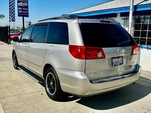 2007 Toyota Sienna LE