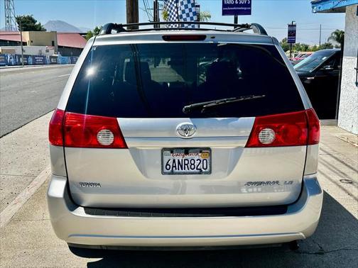2007 Toyota Sienna LE