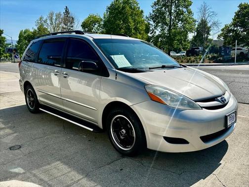 2007 Toyota Sienna LE