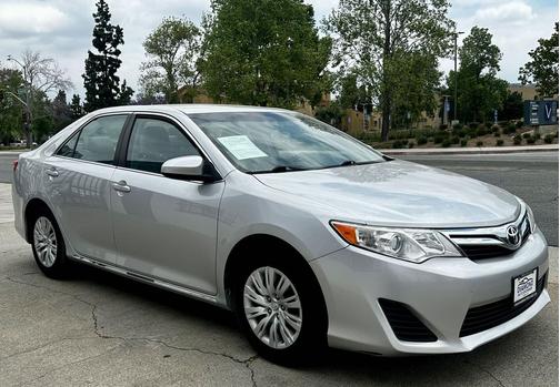 SILVER 2014 Toyota Camry LE