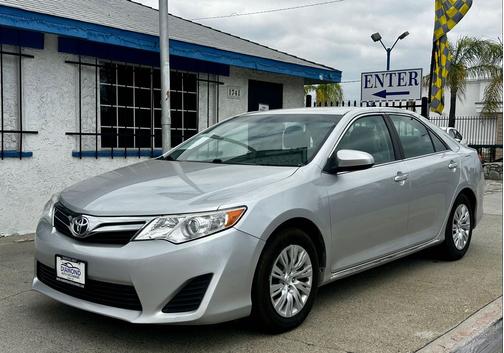 SILVER 2014 Toyota Camry LE