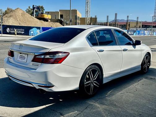 2017 Honda Accord Sport SE