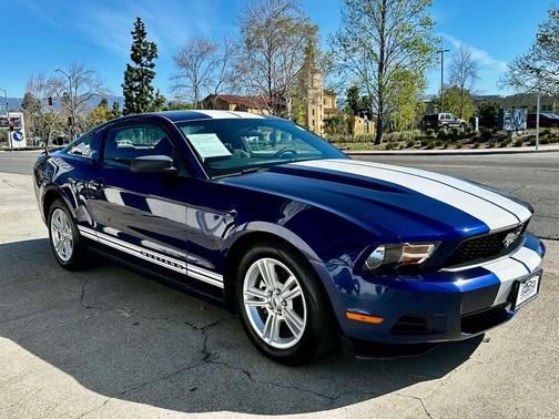 2010 Ford Mustang Base