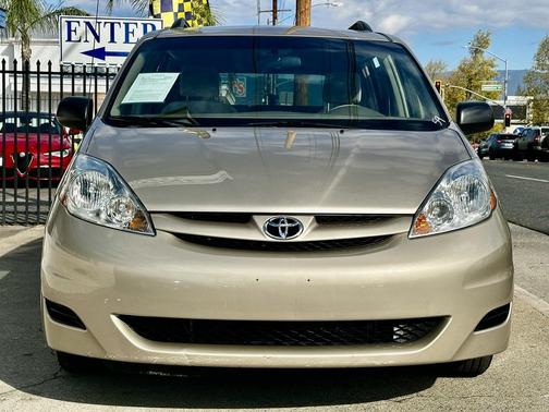 2006 Toyota Sienna LE