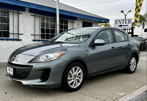 2013 Mazda Mazda3 i Touring