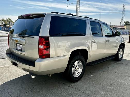2014 Chevrolet Suburban 1500 LT