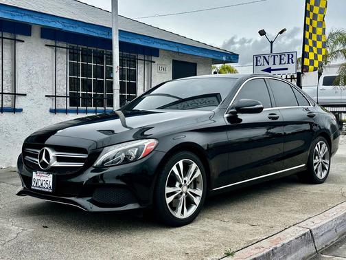 2016 Mercedes-Benz C-Class C 300 SEDAN 4D
