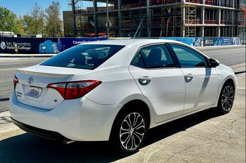 2014 Toyota Corolla S Plus