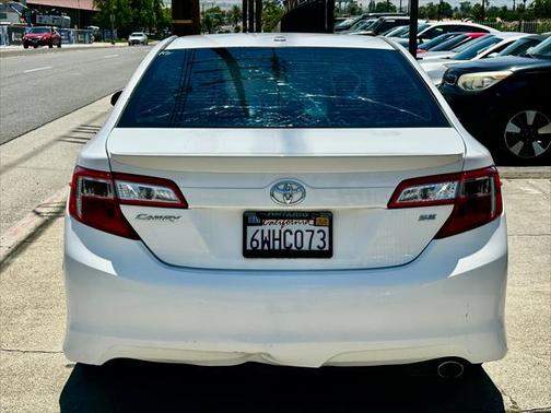 2012 Toyota Camry SE