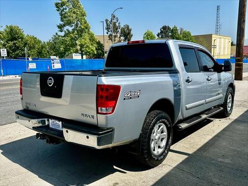 2005 Nissan Titan LE Crew Cab