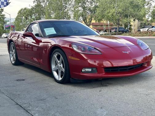 2005 Chevrolet Corvette Base