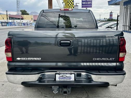 2005 Chevrolet Silverado 1500 LS Crew Cab