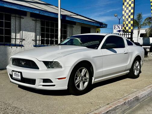 2014 Ford Mustang V6