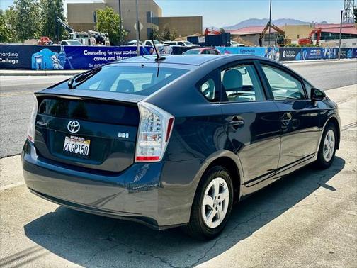 2010 Toyota Prius IV