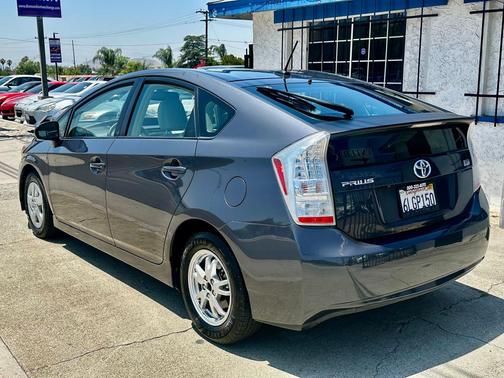 2010 Toyota Prius IV