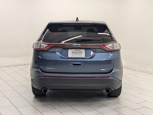 2018 Ford Edge SE