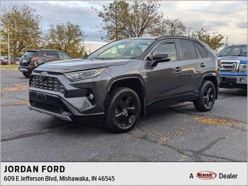 2020 Toyota RAV4 Hybrid SE
