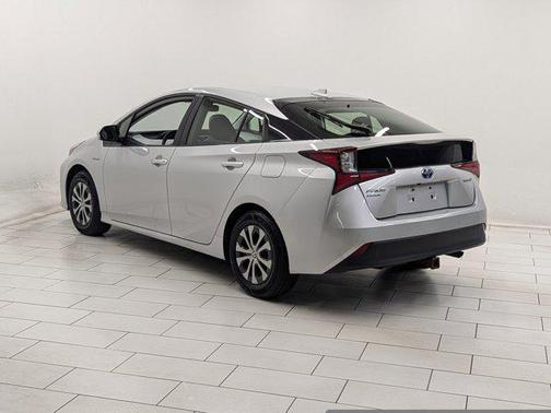 2019 Toyota Prius LE