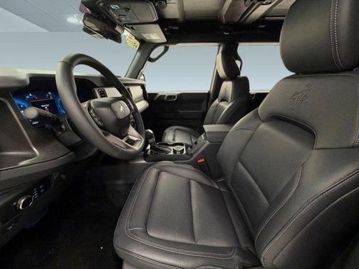 Oxford White 2026 Ford Bronco Big Bend