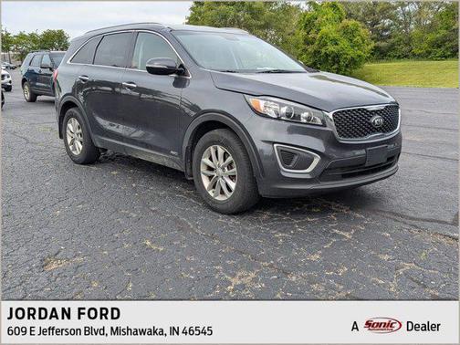 2018 Kia Sorento LX