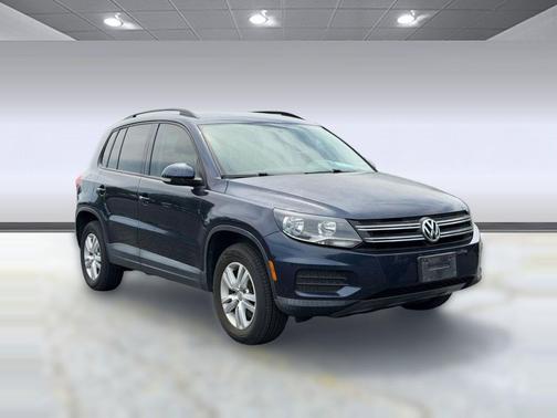Night Blue Metallic 2015 Volkswagen Tiguan Auto S